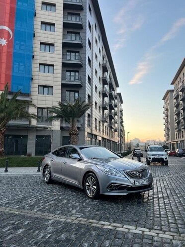 Hyundai Grandeur 2015, 240,000 km - 2.2 l - Bakı