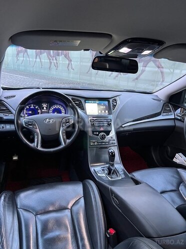 Hyundai Grandeur 2015, 240,000 km - 2.2 l - Bakı