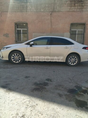 Toyota Corolla 2021, 70,000 km - 1.6 l - Bakı