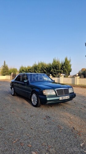 Mercedes E 250 1995, 500,000 km - 2.5 л - Masallı
