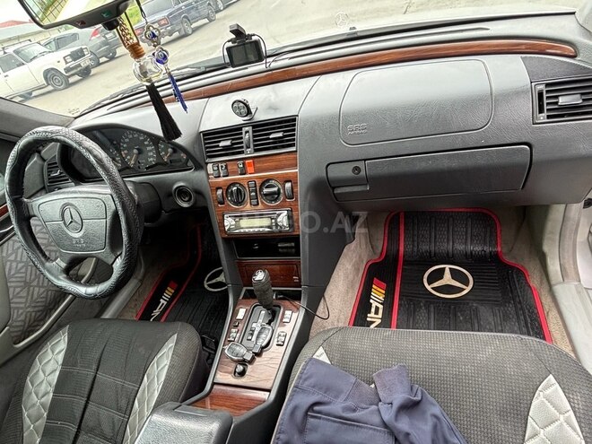 Mercedes C 220 1995, 334,000 km - 2.2 l - Qəbələ