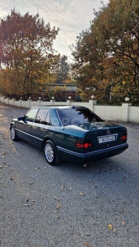 Mercedes E 250 1995, 500,000 km - 2.5 л - Masallı
