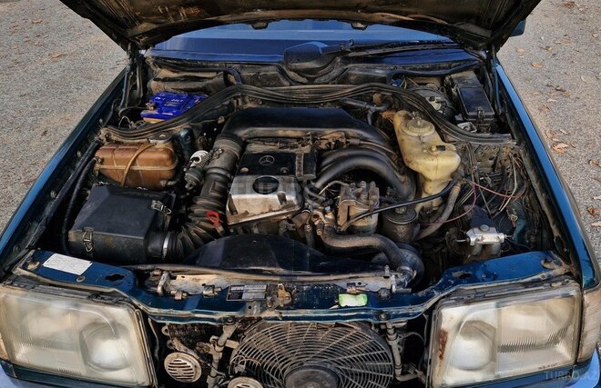 Mercedes E 250 1995, 500,000 km - 2.5 л - Masallı