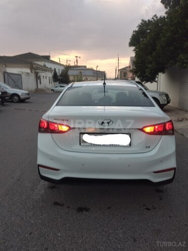 Hyundai Accent 2018, 109,000 km - 1.6 л - Bakı