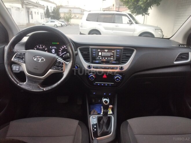 Hyundai Accent 2018, 109,000 km - 1.6 л - Bakı