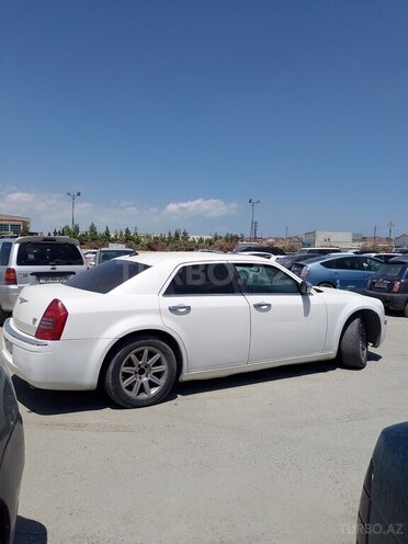Chrysler 300C 2005, 299,999 km - 5.7 l - Xırdalan