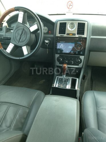 Chrysler 300C 2005, 299,999 km - 5.7 l - Xırdalan