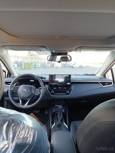 Toyota Corolla-10
