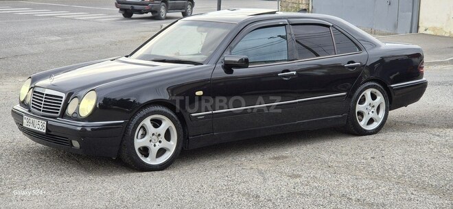 Mercedes E 240 1999, 390,870 km - 2.4 l - Bakı