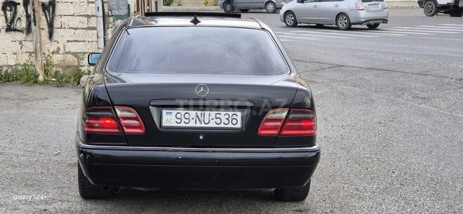 Mercedes E 240 1999, 390,870 km - 2.4 l - Bakı