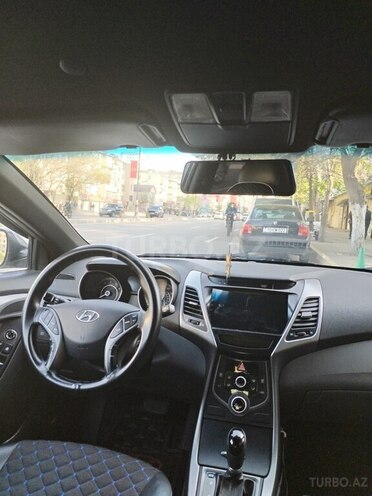 Hyundai Elantra 2015, 111,500 km - 1.8 l - Bakı