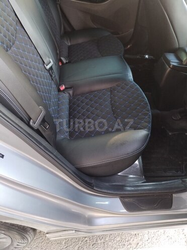 Hyundai Elantra 2015, 111,500 km - 1.8 l - Bakı