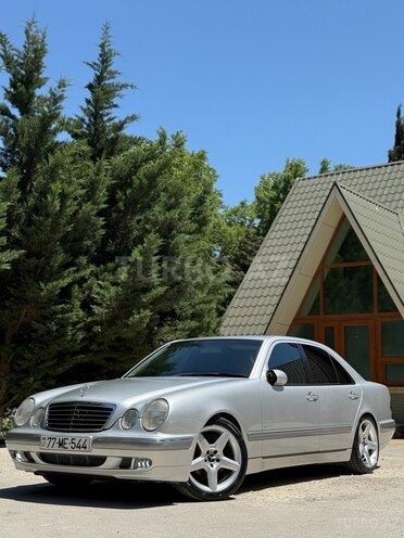 Mercedes E 240 2002, 143,000 km - 2.4 l - Bakı