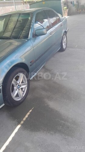 BMW 316 1994, 520,000 km - 1.6 l - Sabirabad