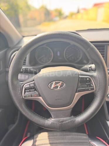 Hyundai Avante 2016, 214,000 km - 1.6 л - Bakı