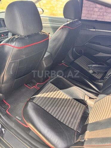 Hyundai Avante 2016, 214,000 km - 1.6 л - Bakı