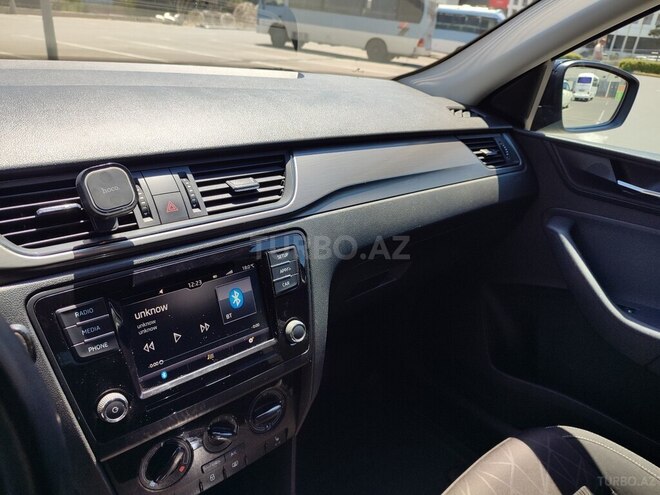 Skoda Rapid 2019, 71,000 km - 1.6 l - Bakı