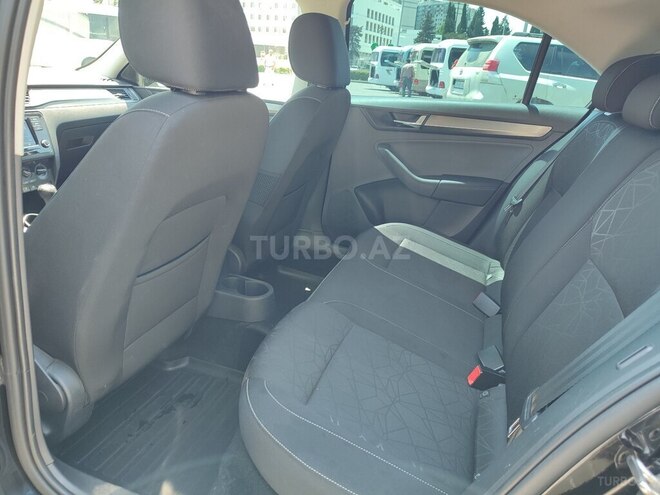 Skoda Rapid 2019, 71,000 km - 1.6 l - Bakı