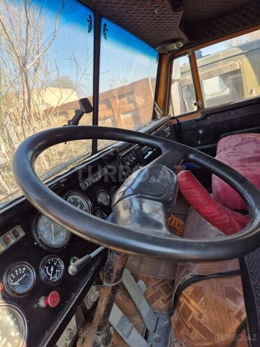KamAz 5511 1985, 300,000 km - 11.0 l - Bakı