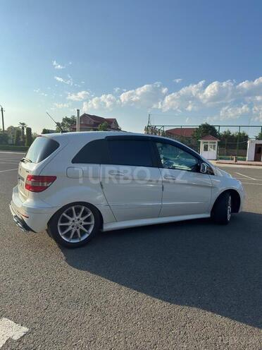 Mercedes B 170 2008, 193,000 km - 1.7 l - Bakı