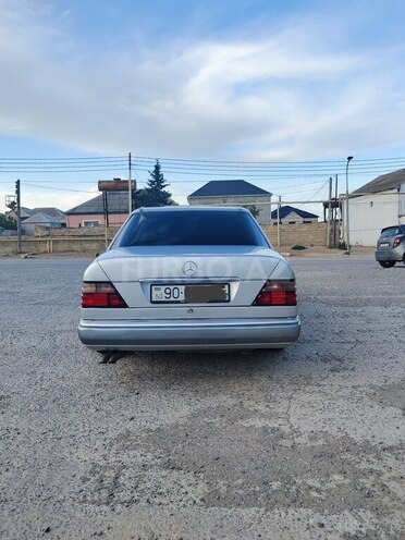 Mercedes E 200 1994, 450,000 km - 2.0 l - Bakı