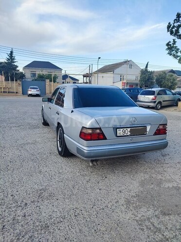 Mercedes E 200 1994, 450,000 km - 2.0 l - Bakı