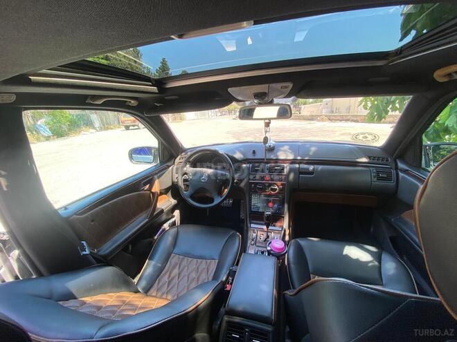 Mercedes E 220 d 2001, 700,000 km - 2.2 л - Astara