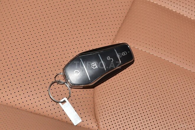 BYD Han L-15