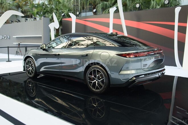 BYD Han L-6
