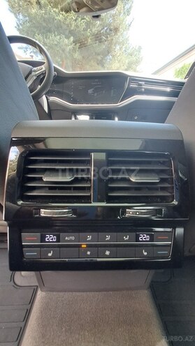 Volkswagen Touareg 2019, 24,800 km - 3.0 л - Bakı