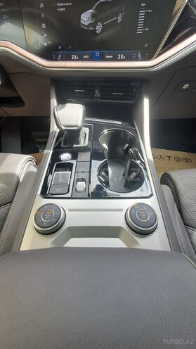 Volkswagen Touareg 2019, 24,800 km - 3.0 л - Bakı