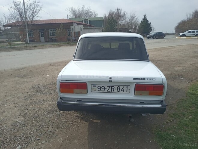 LADA (VAZ) 2107 2005, 88,000 km - 1.6 l - Bakı
