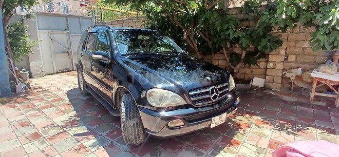 Mercedes ML 320 2001, 236,000 km - 3.2 l - Bakı