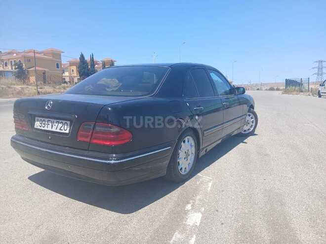 Mercedes E 220 d 2001, 555,699 km - 2.2 л - Bakı