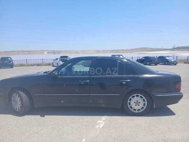 Mercedes E 220 d 2001, 555,699 km - 2.2 л - Bakı