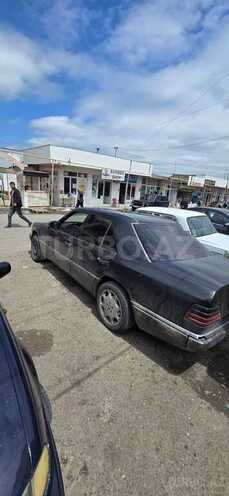 Mercedes E 220 d 1995, 300,000 km - 2.2 l - Quba