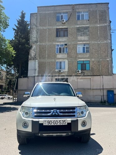 Mitsubishi Pajero 2008, 190,000 km - 3.0 l - Bakı