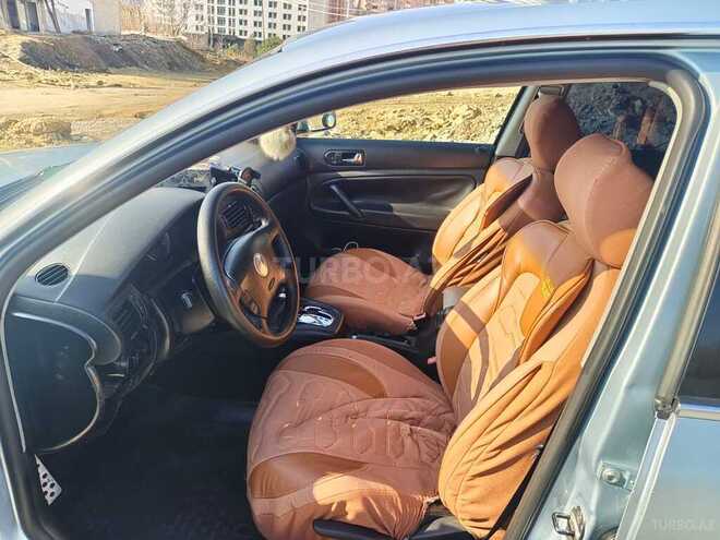 Volkswagen Passat 2005, 311,459 km - 1.8 л - Bakı