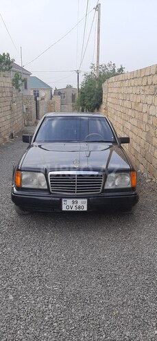 Mercedes E 220 1995, 345,000 km - 2.2 l - Bakı