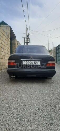 Mercedes E 220 1995, 345,000 km - 2.2 l - Bakı