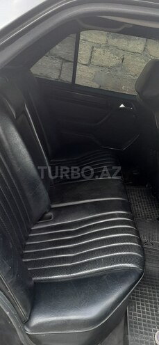 Mercedes E 220 1995, 345,000 km - 2.2 l - Bakı