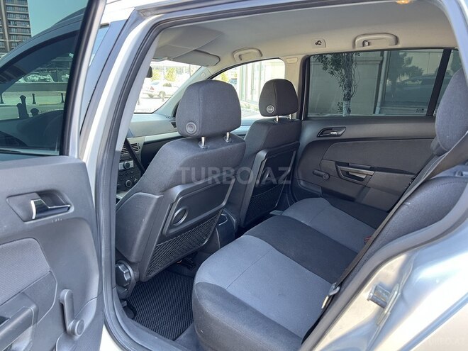 Opel Astra 2004, 226,000 km - 1.4 l - Bakı