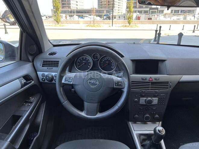 Opel Astra 2004, 226,000 km - 1.4 l - Bakı