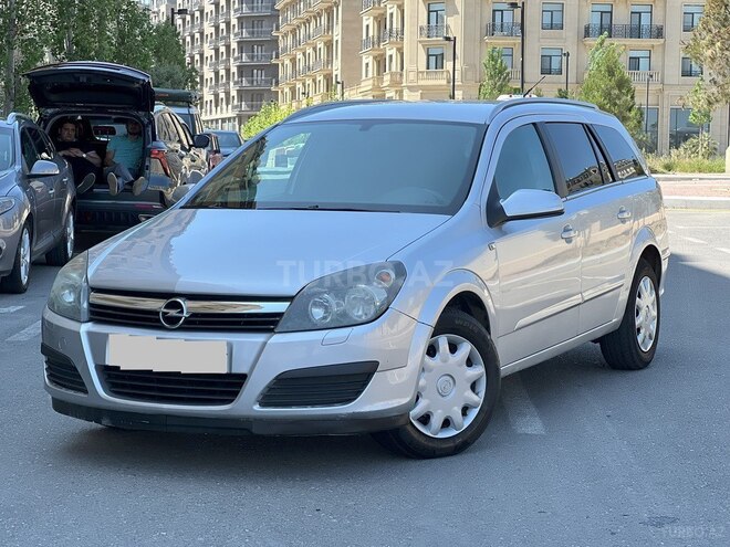 Opel Astra 2004, 226,000 km - 1.4 l - Bakı