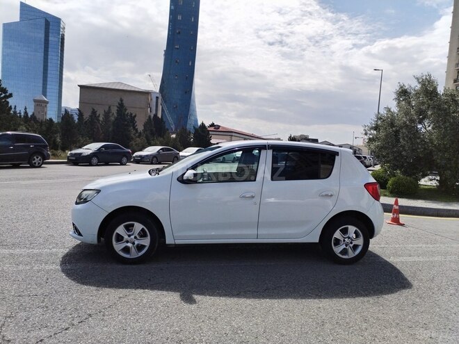 Renault Sandero 2013, 240,000 km - 1.6 l - Bakı