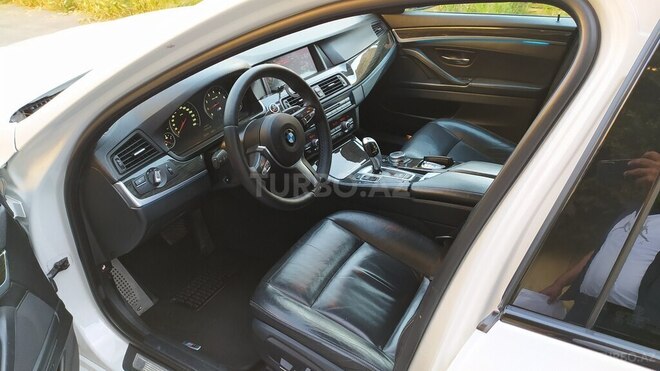 BMW 528 2014, 211,000 km - 2.0 l - Bakı