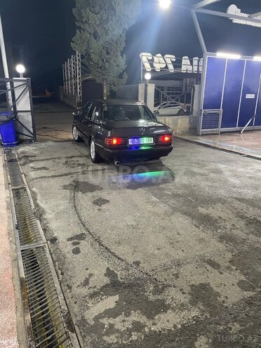 Mercedes 190 1991, 260,000 km - 2.5 л - Gəncə