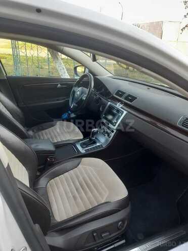 Volkswagen Passat 2012, 179,000 km - 2.5 l - Bakı