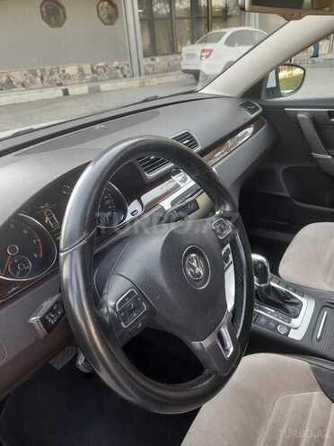 Volkswagen Passat 2012, 179,000 km - 2.5 l - Bakı