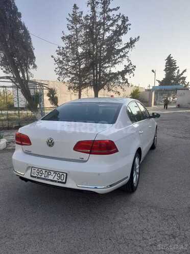 Volkswagen Passat 2012, 179,000 km - 2.5 l - Bakı